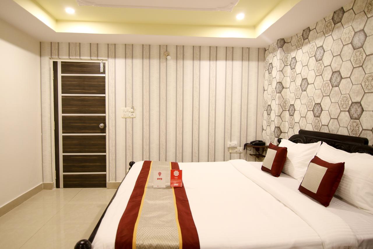 Oyo 9207 Chakri Guest House Visakhapatnam Extérieur photo